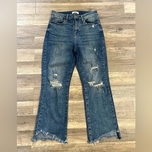 JBD Woman’s Medium Wash Raw Hem Distressed Comfy Straight Leg Jeans Size 27